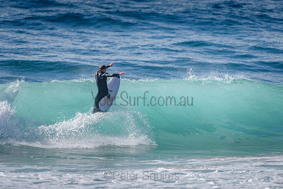 Whale_Beach_211014_091239_0036