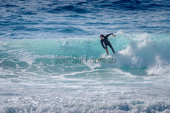 Whale_Beach_211014_091540_0055