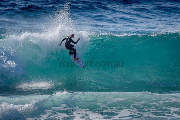 Whale_Beach_211014_091701_0065