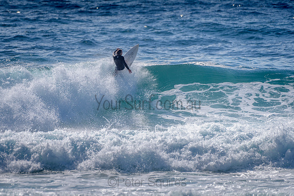 Whale_Beach_211014_091705_0066