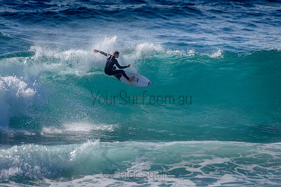 Whale_Beach_211014_091701_0064
