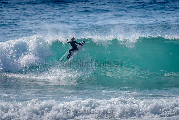 Whale_Beach_211014_092755_0090