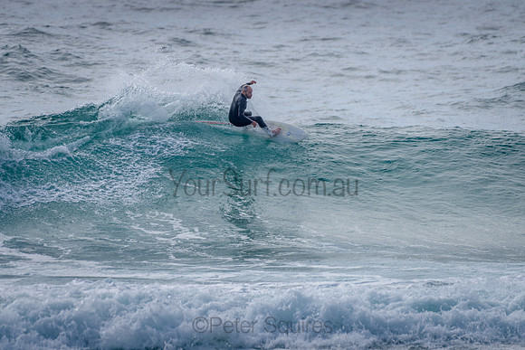 Whale_Beach_211014_093804_0101