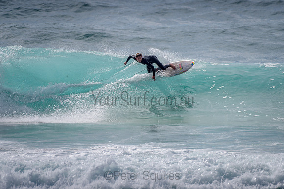Whale_Beach_211014_094444_0124