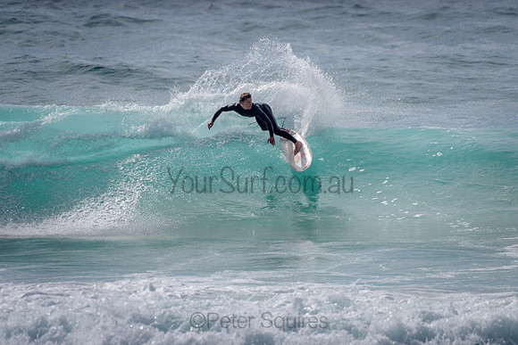 Whale_Beach_211014_094444_0125