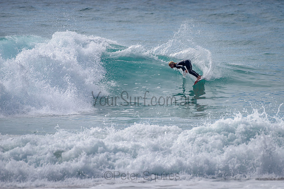 Whale_Beach_211014_094508_0128