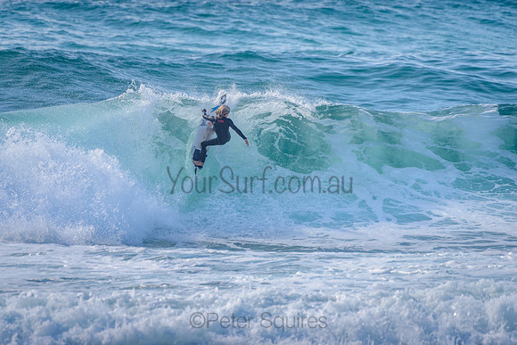 Whale_Beach_211014_091001_0015