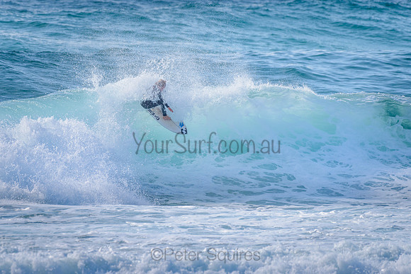 Whale_Beach_211014_091001_0017