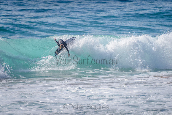 Whale_Beach_211014_091248_0045
