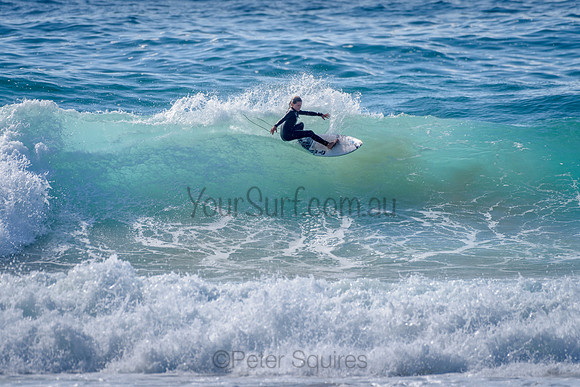 Whale_Beach_211014_091959_0085