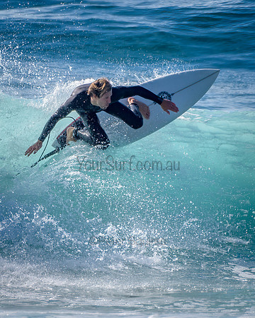 Whale_Beach_211014_091224_0023-Edit