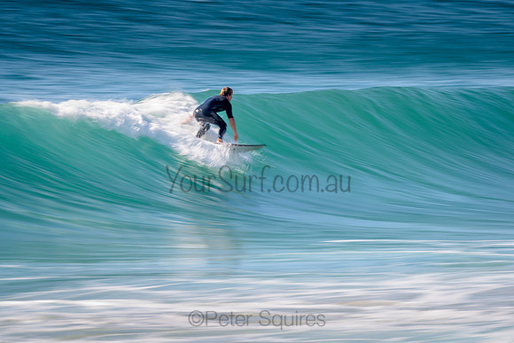 Whale_Beach_211015_090348_0118