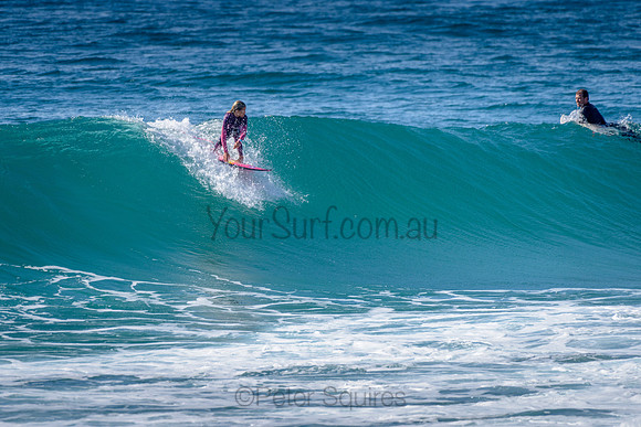 Whale_Beach_211015_091832_0135