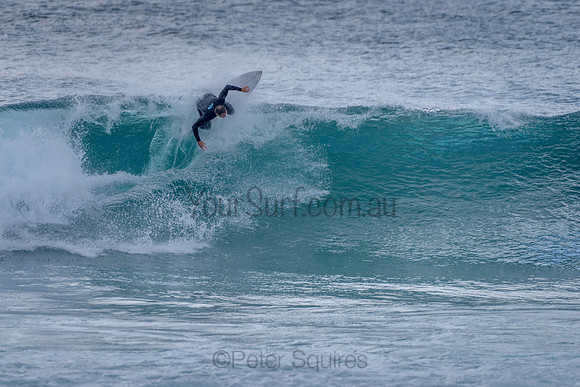 Whale_Beach_211015_093431_0168