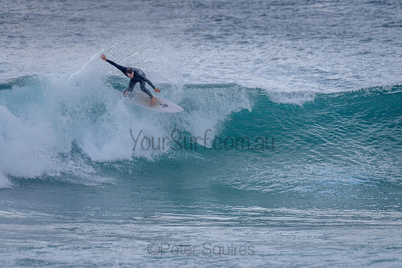 Whale_Beach_211015_093431_0169