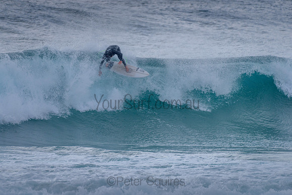 Whale_Beach_211015_093507_0174