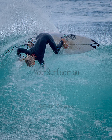 Whale_Beach_211015_092919_0152-Edit