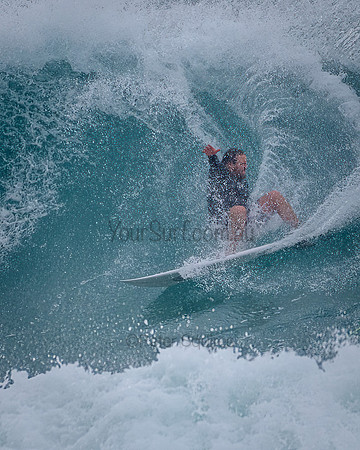 Whale_Beach_211015_095419_0200-Edit