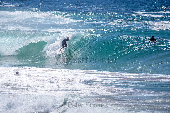 Whale_Beach_211025_111421_0050