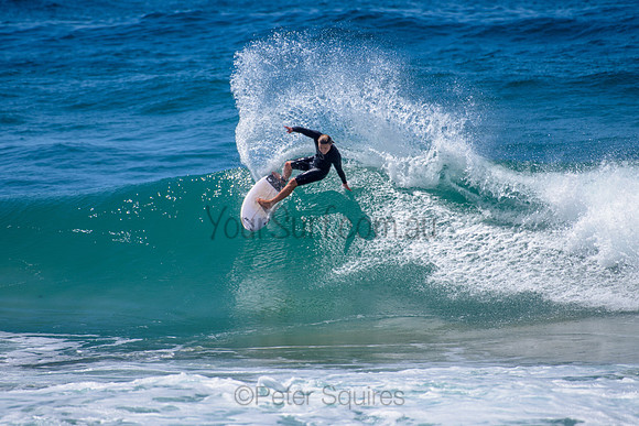 Whale_Beach_211025_113919_0121