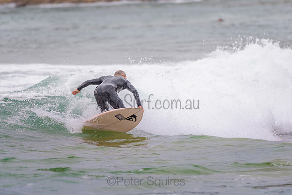 Whale_Beach_211029_071615_0118