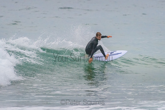 Whale_Beach_211104_061656_0016
