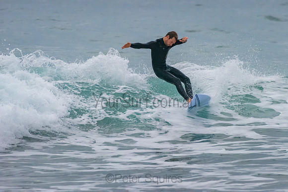 Whale_Beach_211104_061244_0002