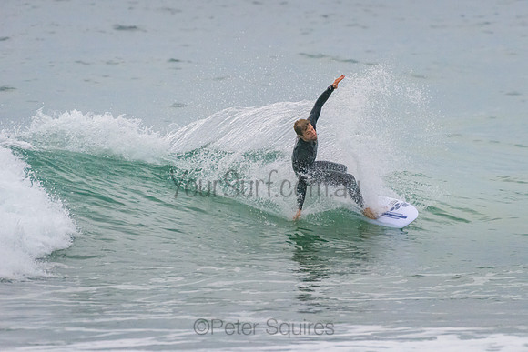 Whale_Beach_211104_061657_0018