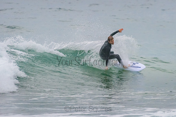 Whale_Beach_211104_061657_0017