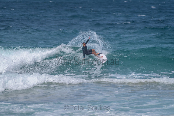 Whale_Beach_211105_143757_0092