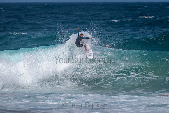 Whale_Beach_211105_145118_0166