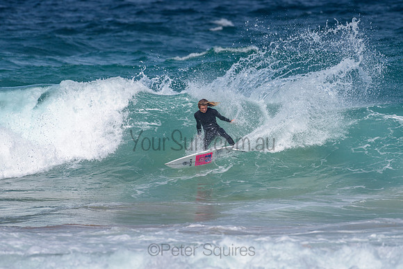 Whale_Beach_211105_151115_0244