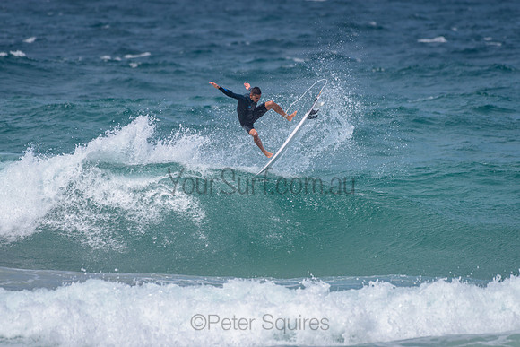 Whale_Beach_211105_142516_0049