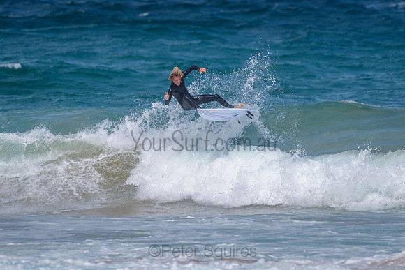 Whale_Beach_211105_145611_0184