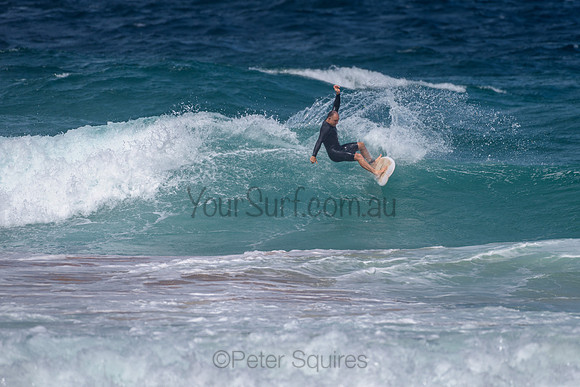 Whale_Beach_211105_145437_0174