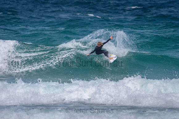 Whale_Beach_211105_150415_0200
