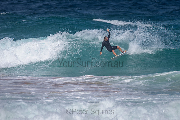 Whale_Beach_211105_145437_0175
