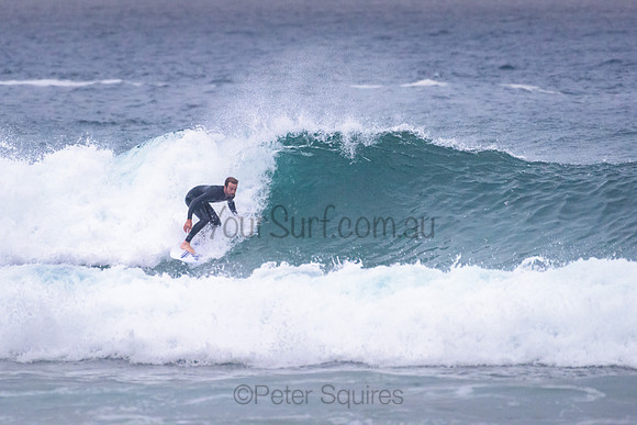 Whale_Beach_211111_062548_0020