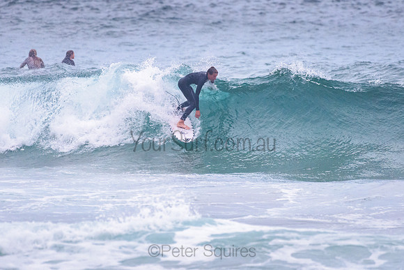 Whale_Beach_211111_063655_0025