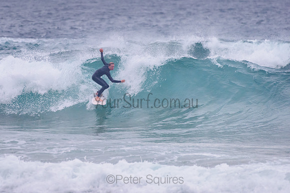 Whale_Beach_211111_064330_0039