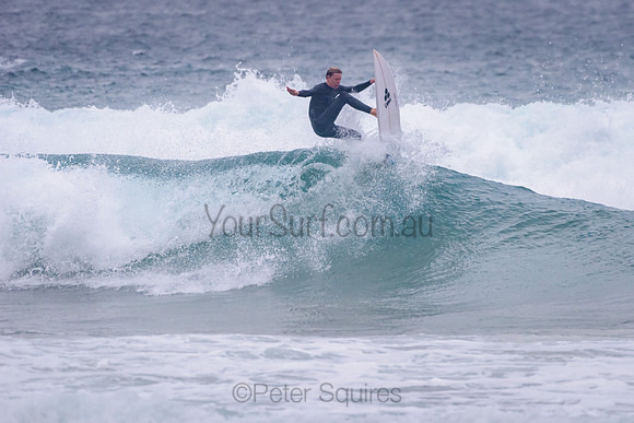 Whale_Beach_211111_064333_0041