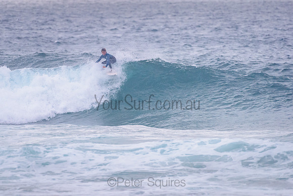 Whale_Beach_211111_064607_0047