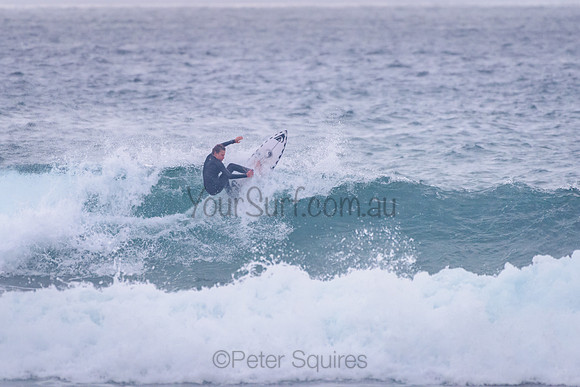 Whale_Beach_211111_064618_0050