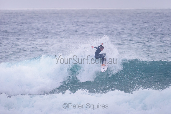 Whale_Beach_211111_064619_0052