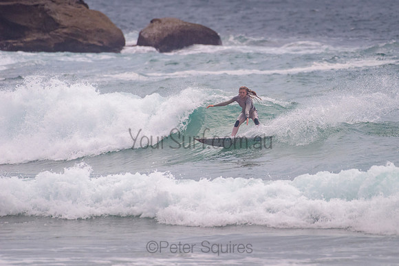 Whale_Beach_211111_064839_0057