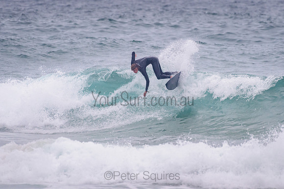 Whale_Beach_211111_065227_0059
