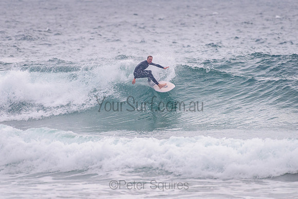 Whale_Beach_211111_065809_0073