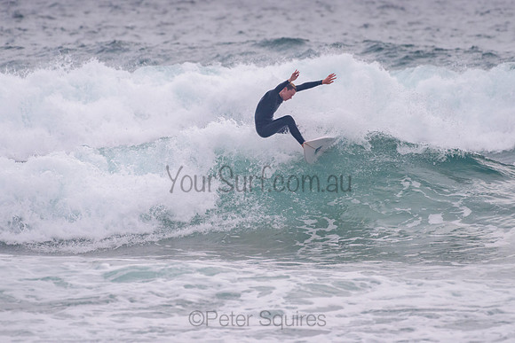 Whale_Beach_211111_065818_0078