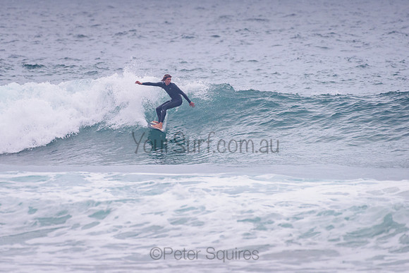 Whale_Beach_211111_070004_0084