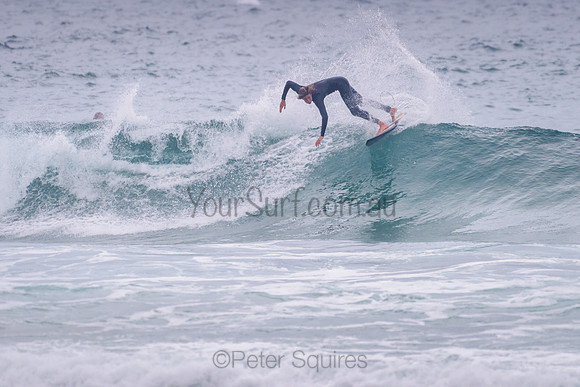 Whale_Beach_211111_070009_0087